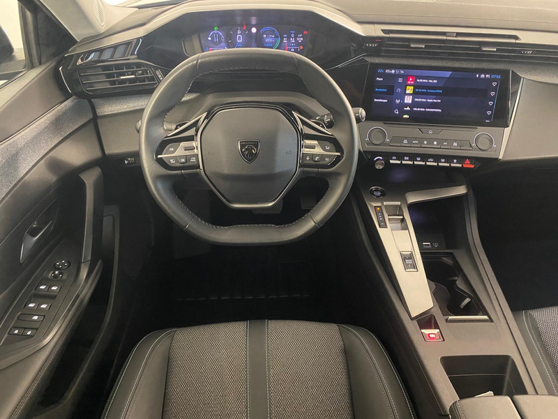 Peugeot 408 1.2 Hybrid 136 Allure LED*RFK 100 kW (136 PS), ... — photo 9