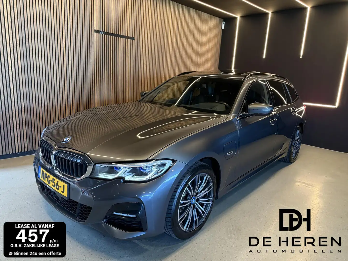 BMW 330 3-serie Touring 330e xDrive High Executive Grijs - 1