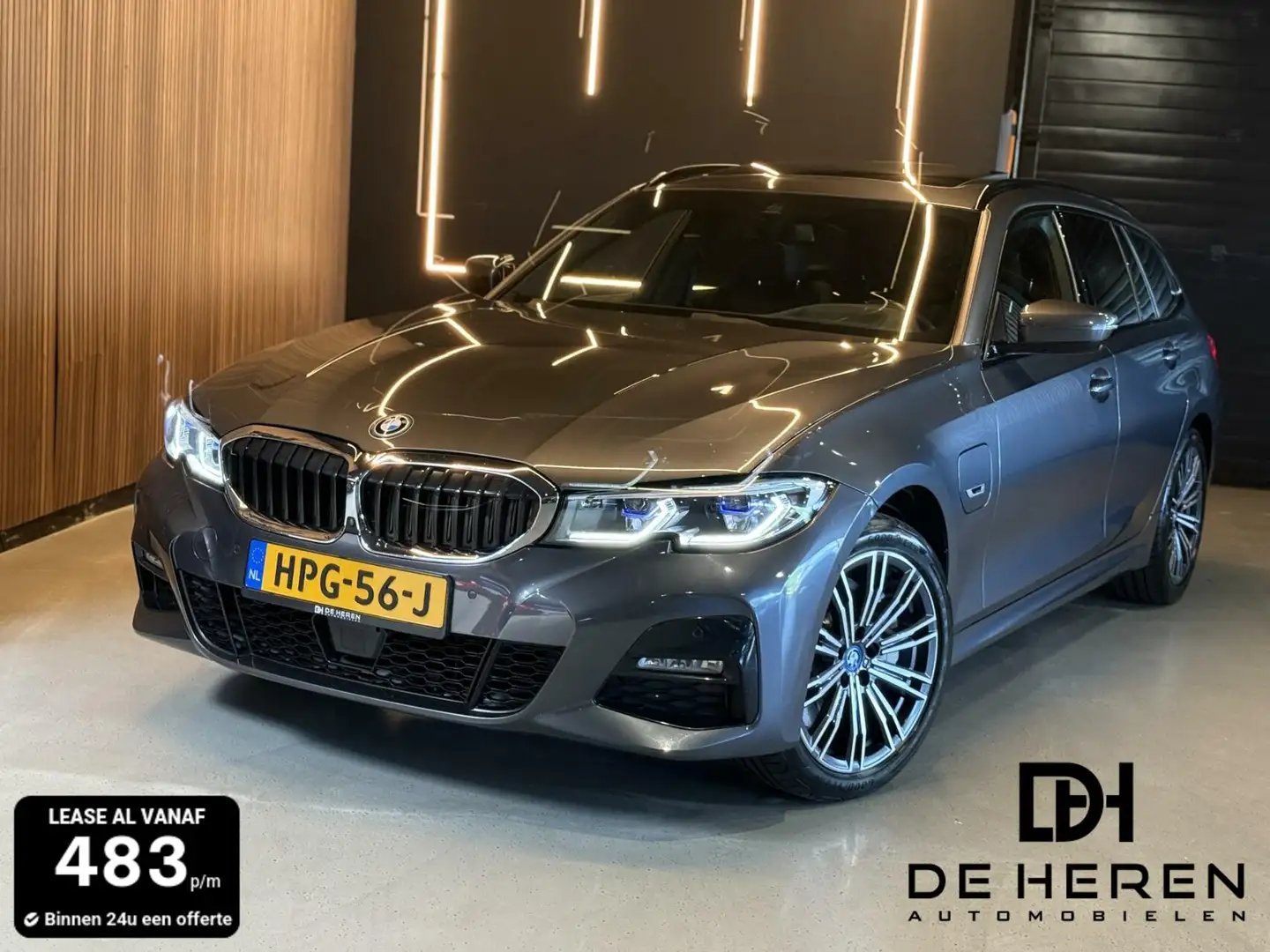 BMW 330 3-serie Touring 330e xDrive High Executive Grijs - 1