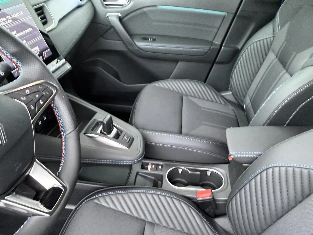 Renault Captur 2026 — фото 12