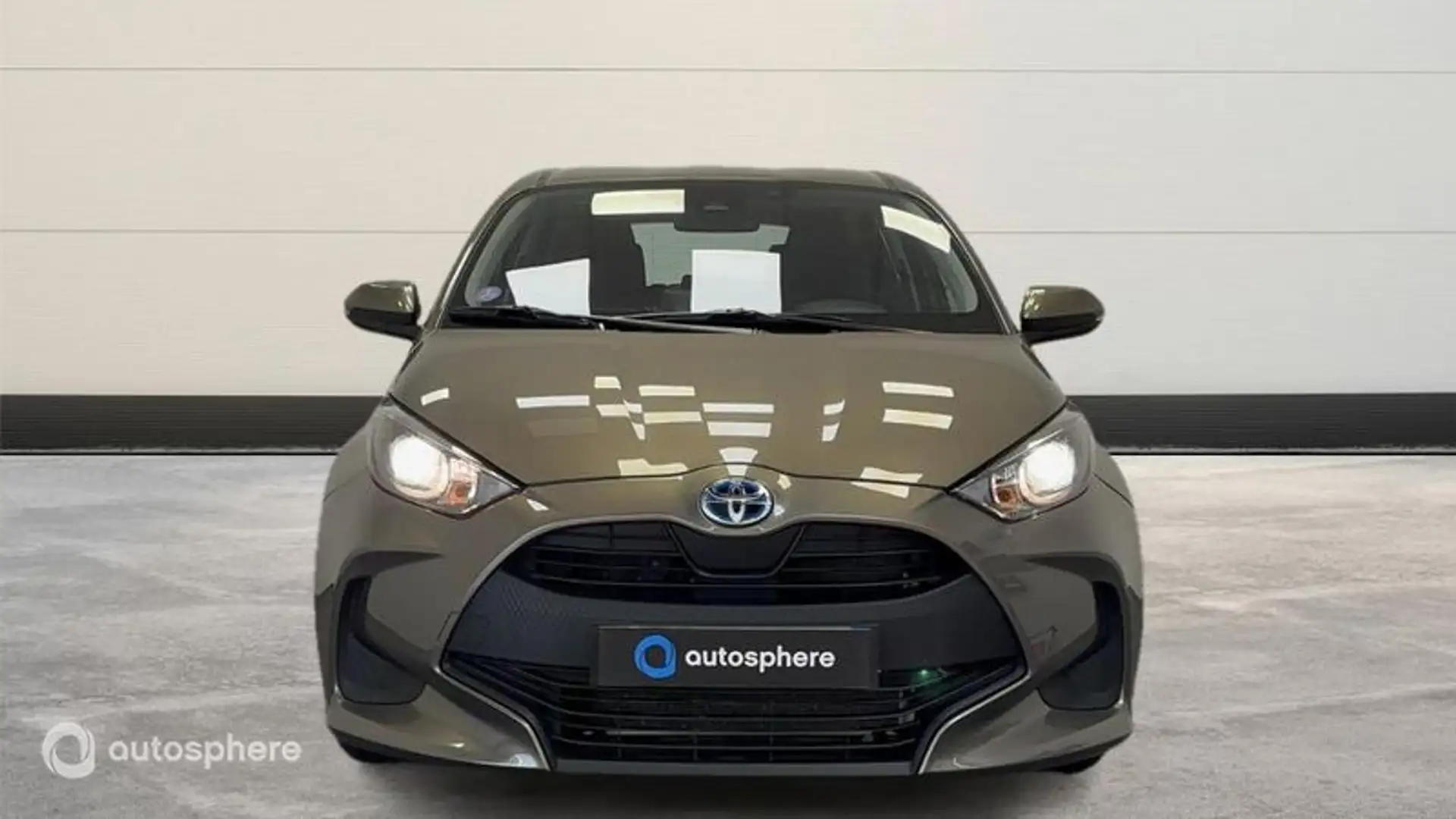 Toyota Yaris 116h Dynamic 5p MY22 - 2