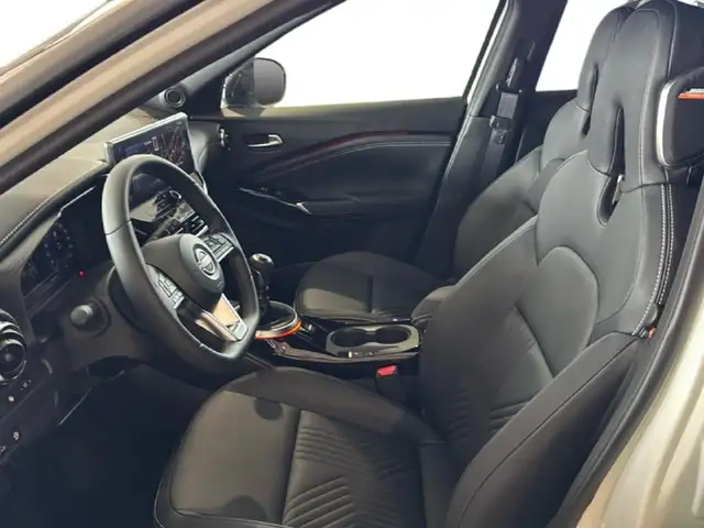 Nissan Juke view 14