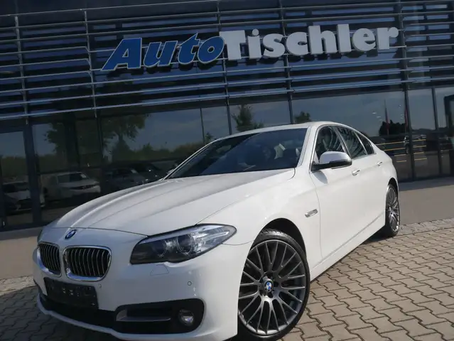 BMW 530 530 d xDrive NAVI Prof. Glasschiebedach Leder DDC