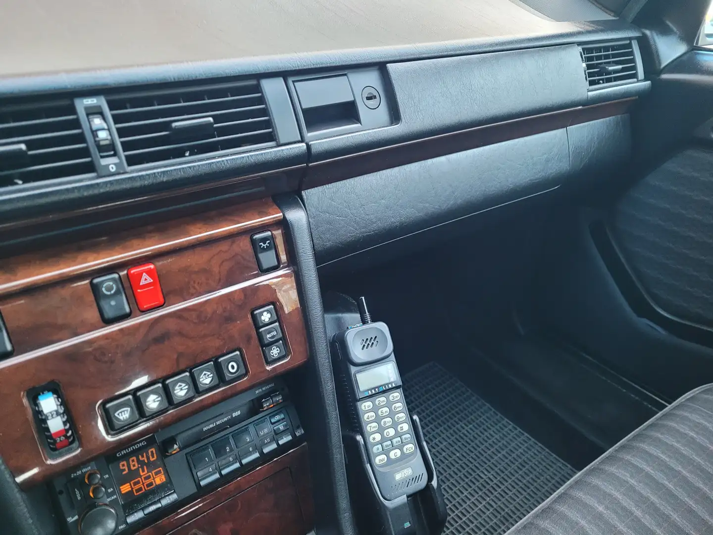 Mercedes-Benz 200 200 E Nero - 1