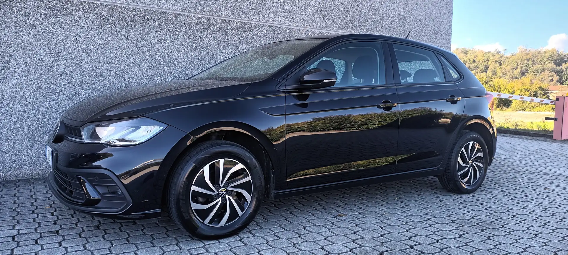 Volkswagen Polo Life Nero - 2