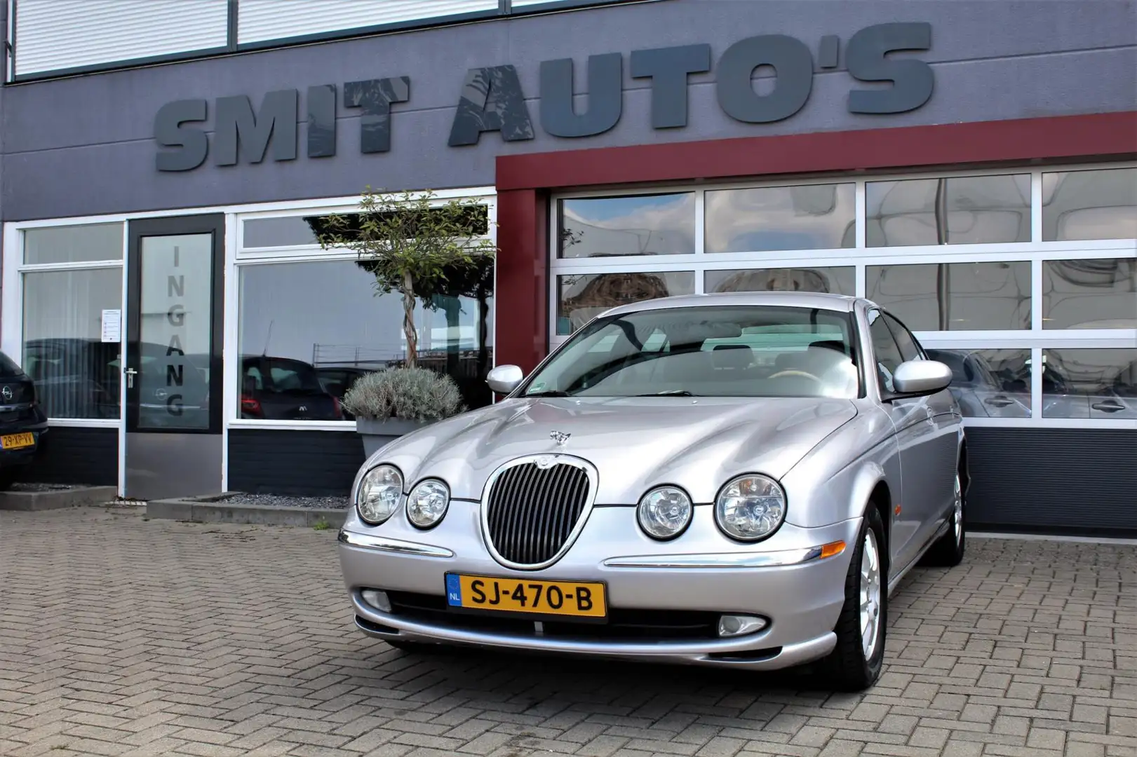 Jaguar S-Type 2.5 V6 | Youngtimer | Automaat | Climate control | Gris - 1