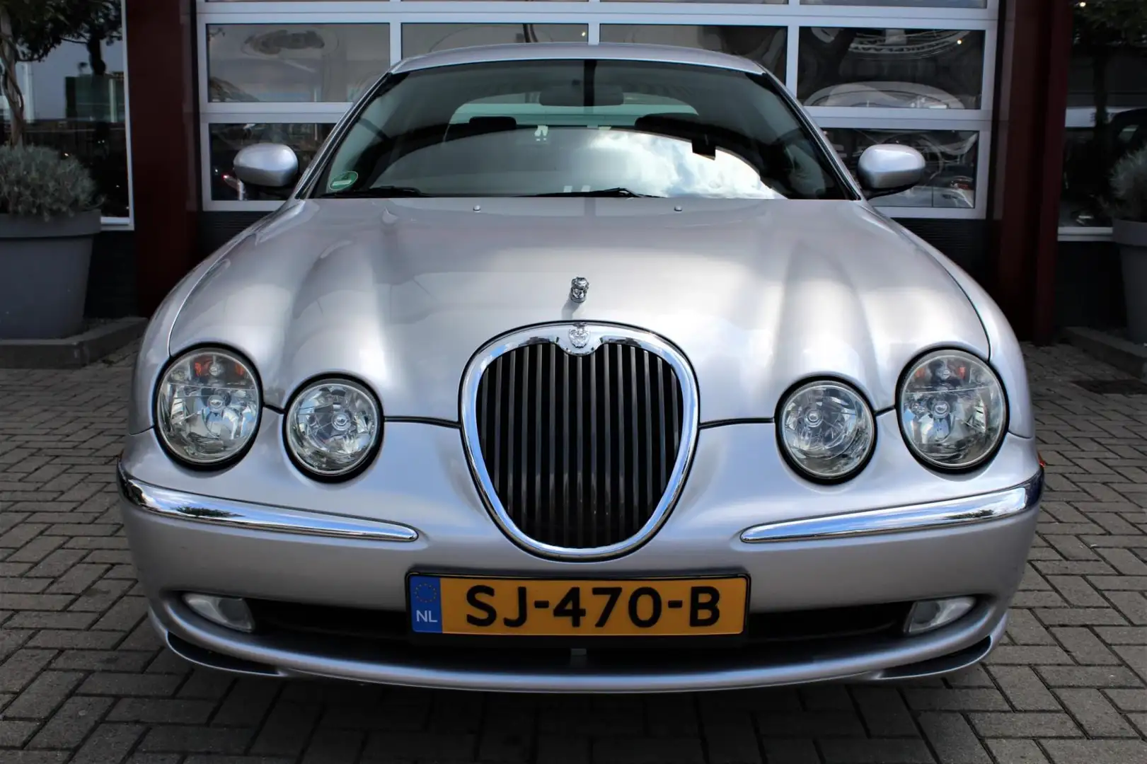 Jaguar S-Type 2.5 V6 | Youngtimer | Automaat | Climate control | Gris - 2