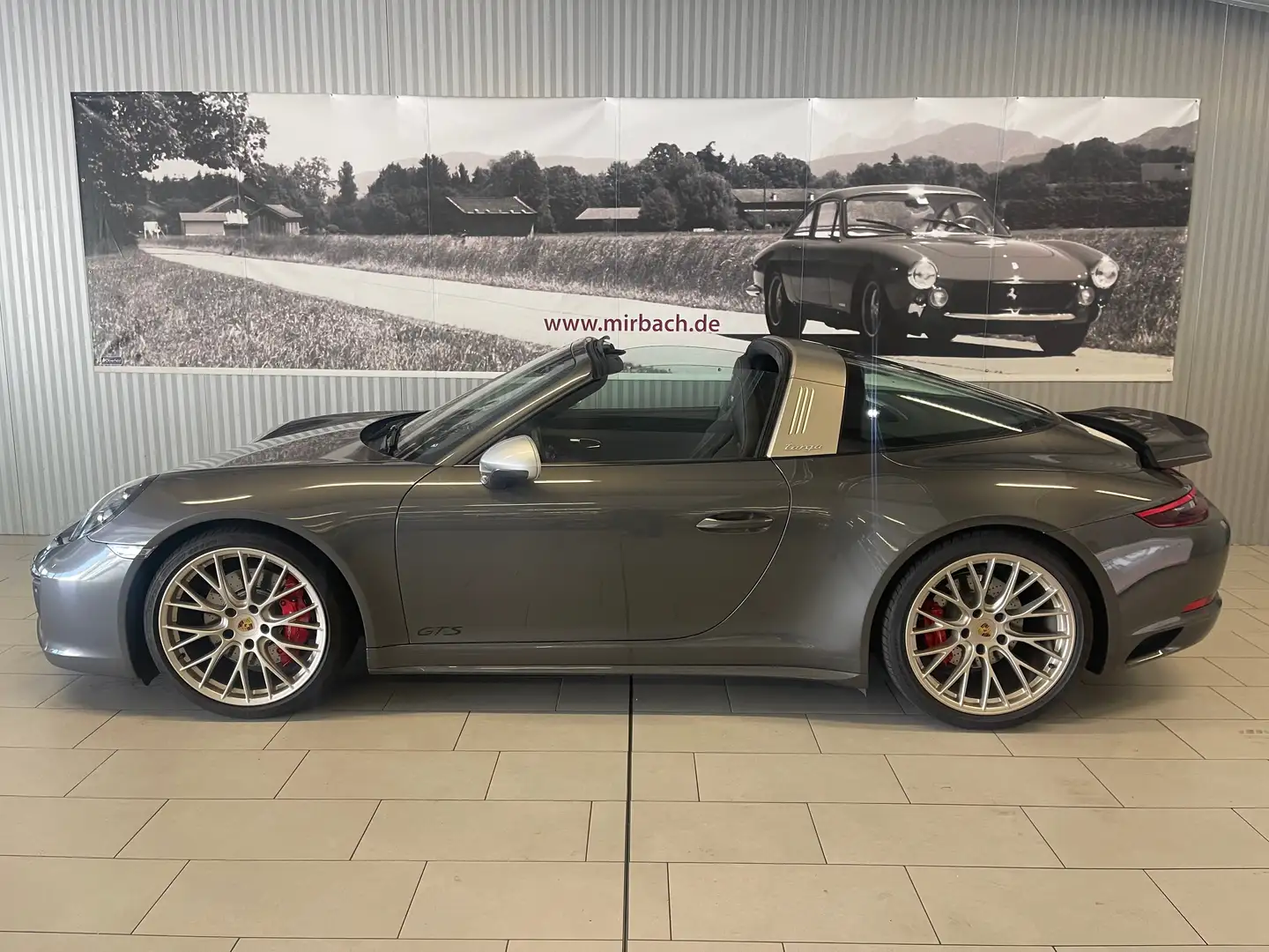 Porsche 991 Targa 4 GTS - Exklusive Manufaktur Edition Gris - 2