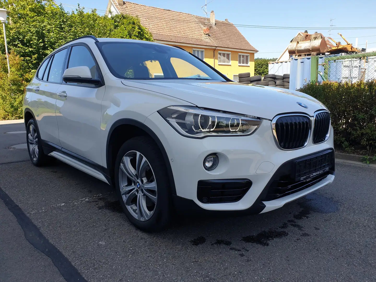 BMW X1 xDrive20d Aut Sport Line AHK Händler/Export Panora Blanc - 2