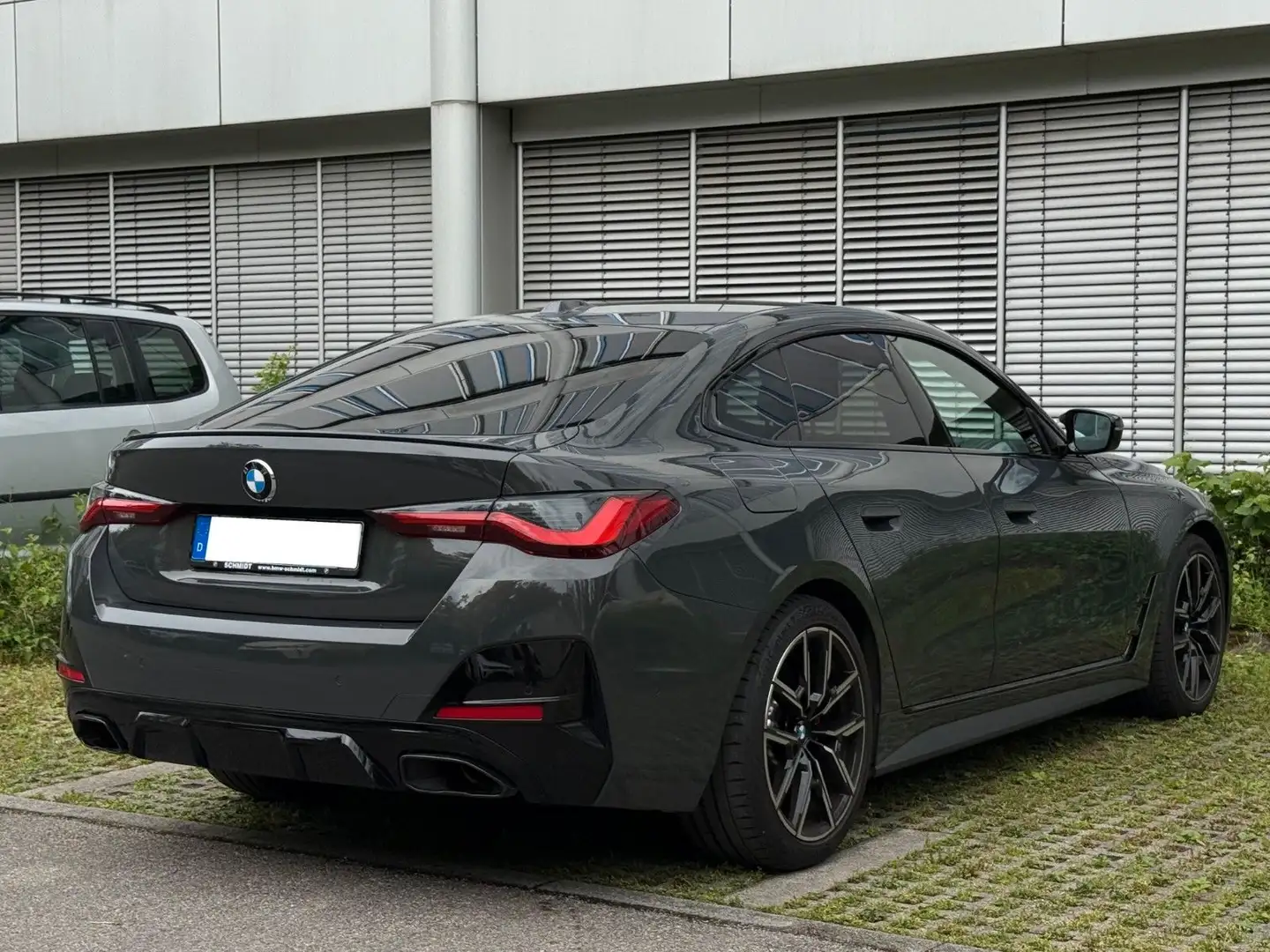 BMW M440i GranCoupe xDrive*Asistent-Pak*net. 48.739€ Grau - 2