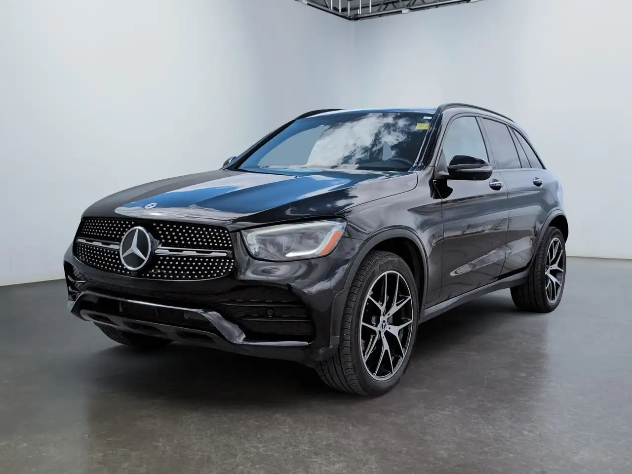 2022 Mercedes-Benz GLC