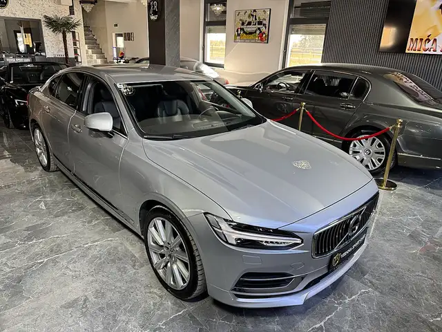 Volvo S90 view 4
