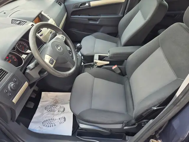 Opel Zafira view 10