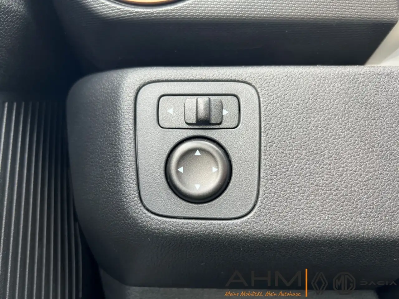 Dacia Spring MY26 Extreme electric 100 21