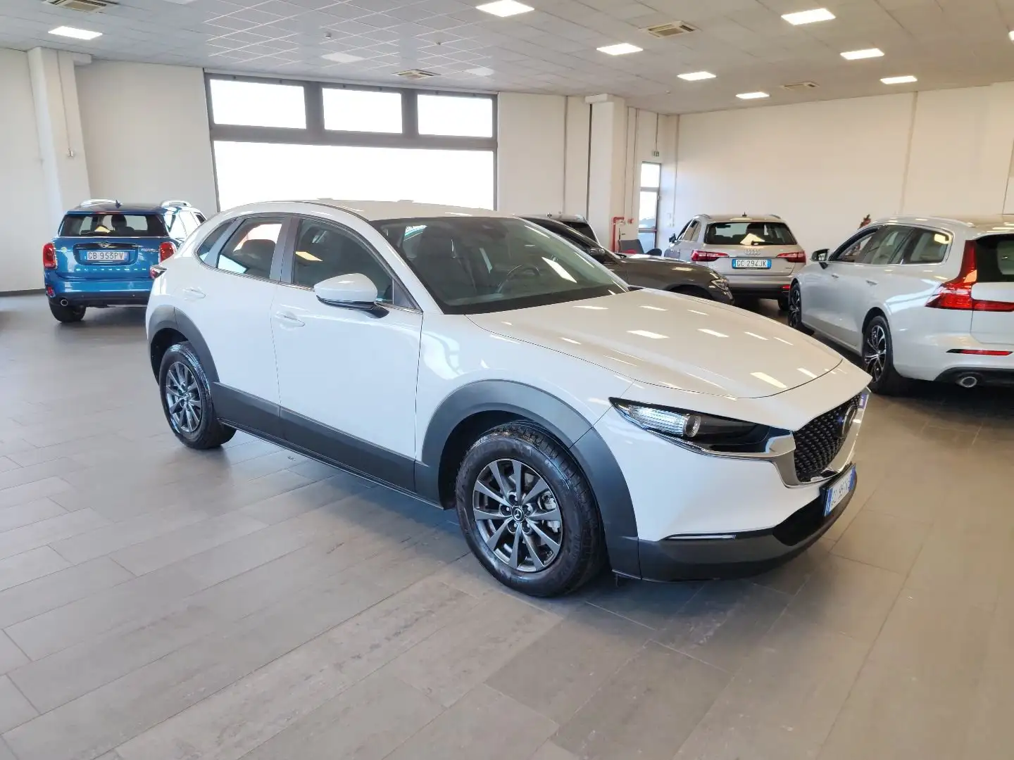 Mazda CX-30 2.0L e-Skyactiv-G M-Hybrid Fari LED AdaptiveCruise Weiß - 2