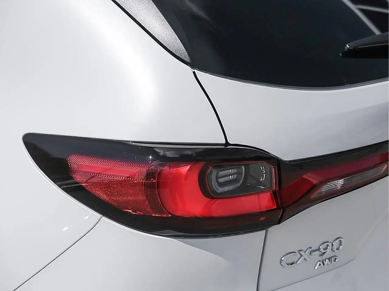 Mazda CX-90 PHEV снимка Mazda CX-90 PHEV