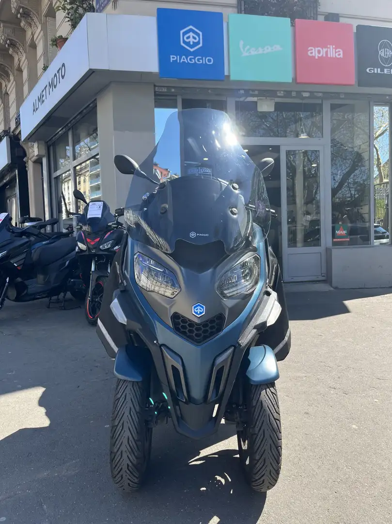 Piaggio MP3 530 Blau - 2