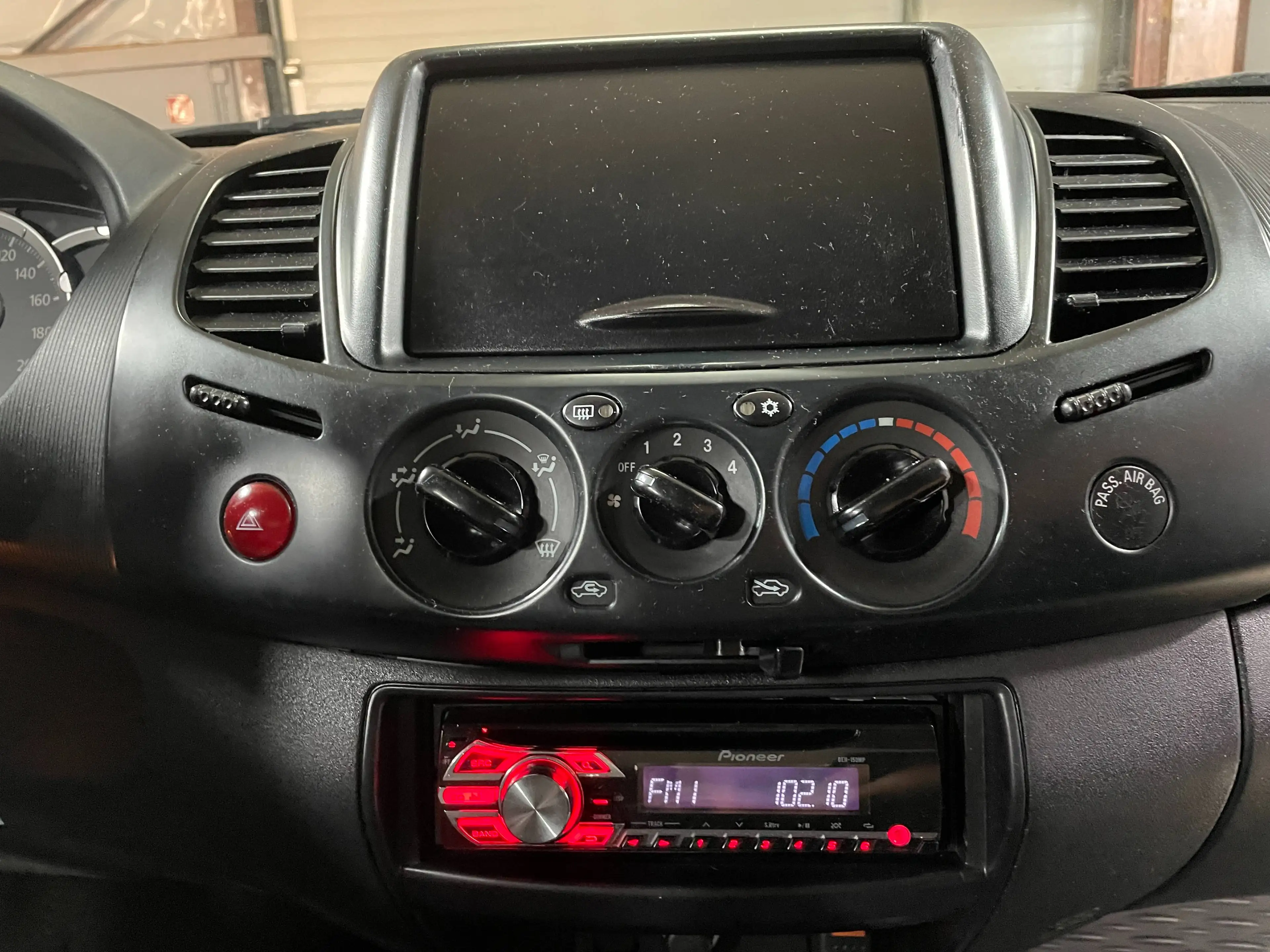 Mitsubishi L200 L200 Pick Up 4x4 DPF Double Cab — photo 8