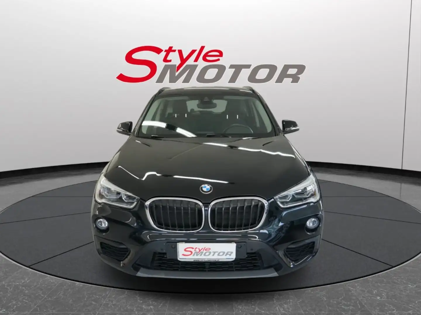 BMW X1 sDrive18d Business Uniprop. Italiana Certificata Nero - 1