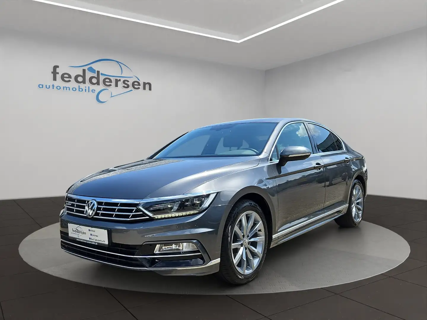 Volkswagen Passat Highline 1.4 TSI R-Line Exterieur & Interieur ACC Gris - 2