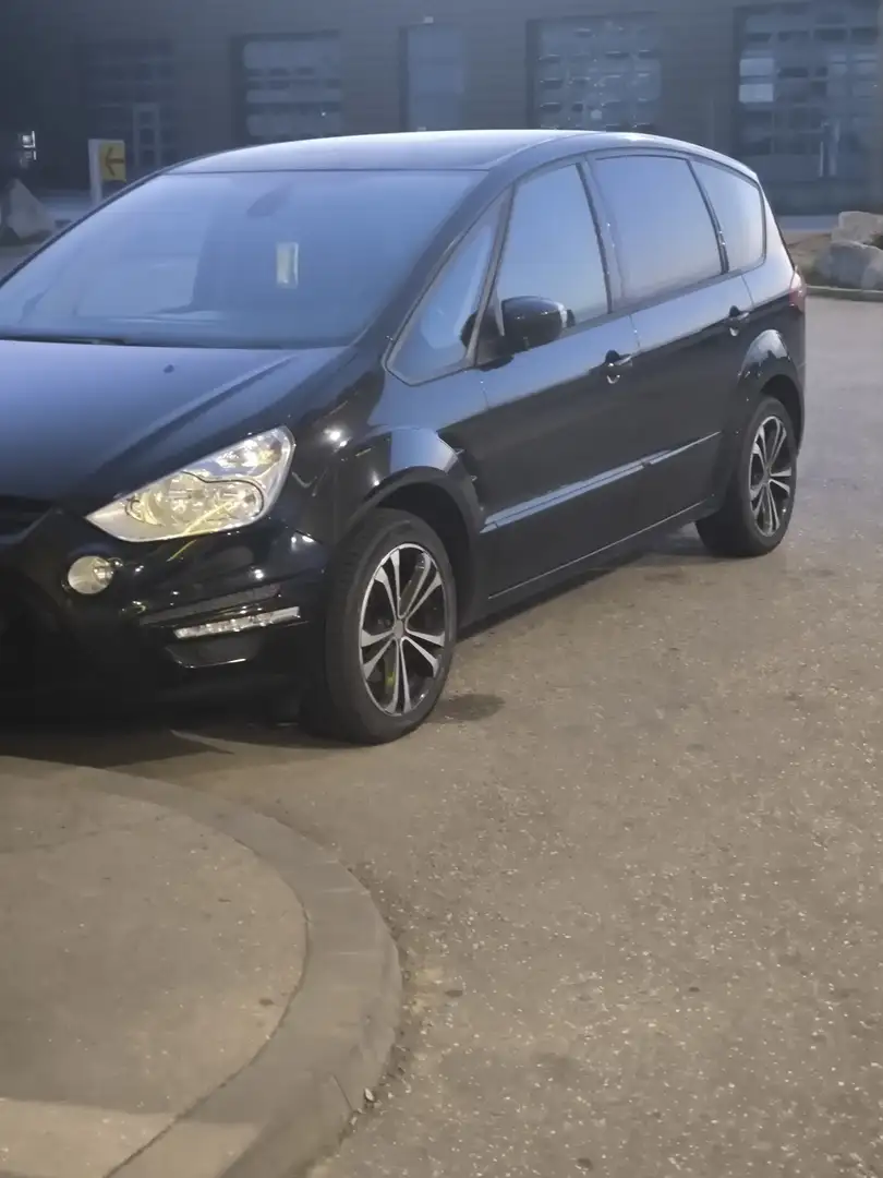 Ford S-Max 2.0 TDCi DPF Trend Schwarz - 1