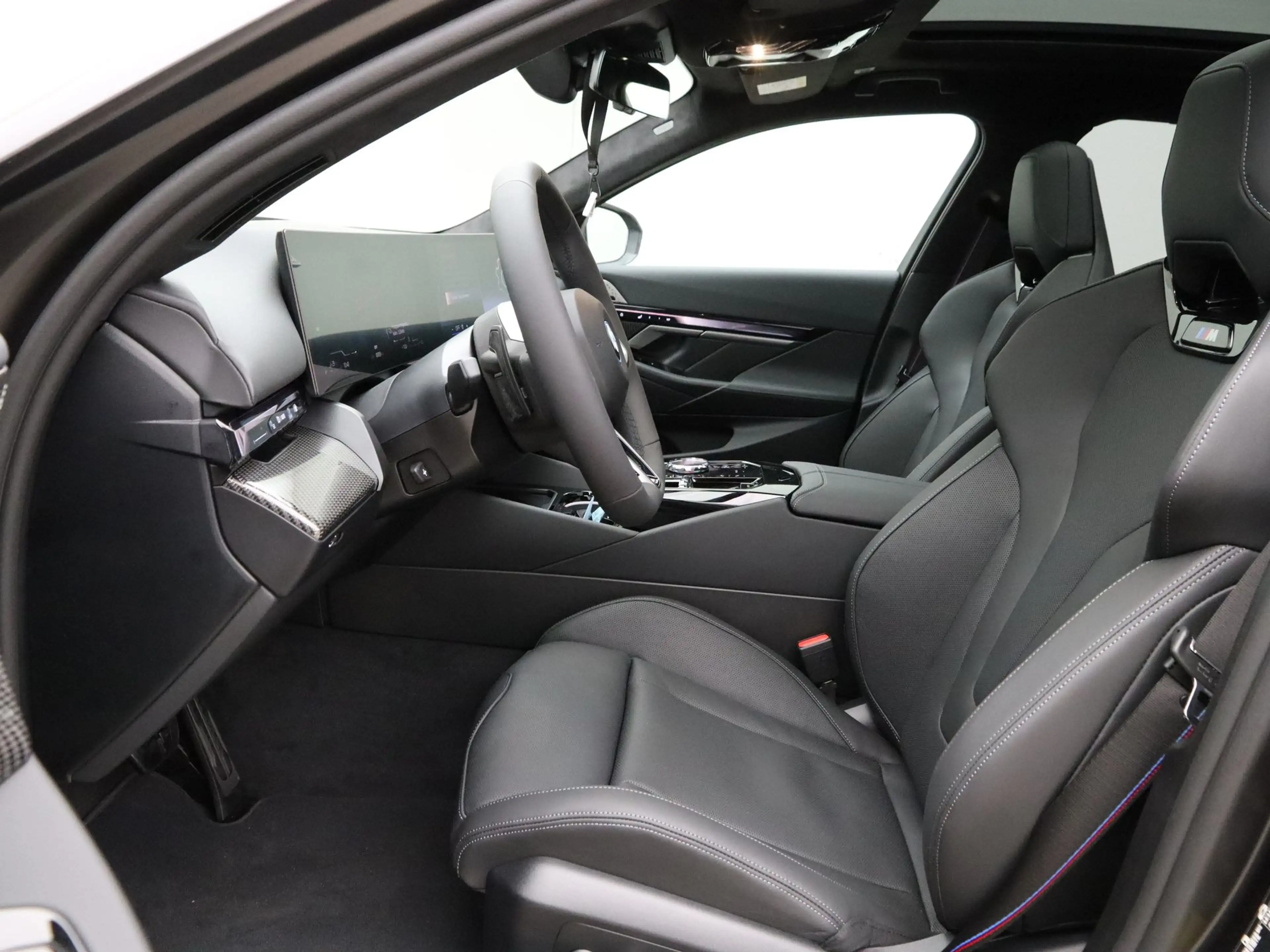 BMW 550 5 serie 550e xDrive — photo 5
