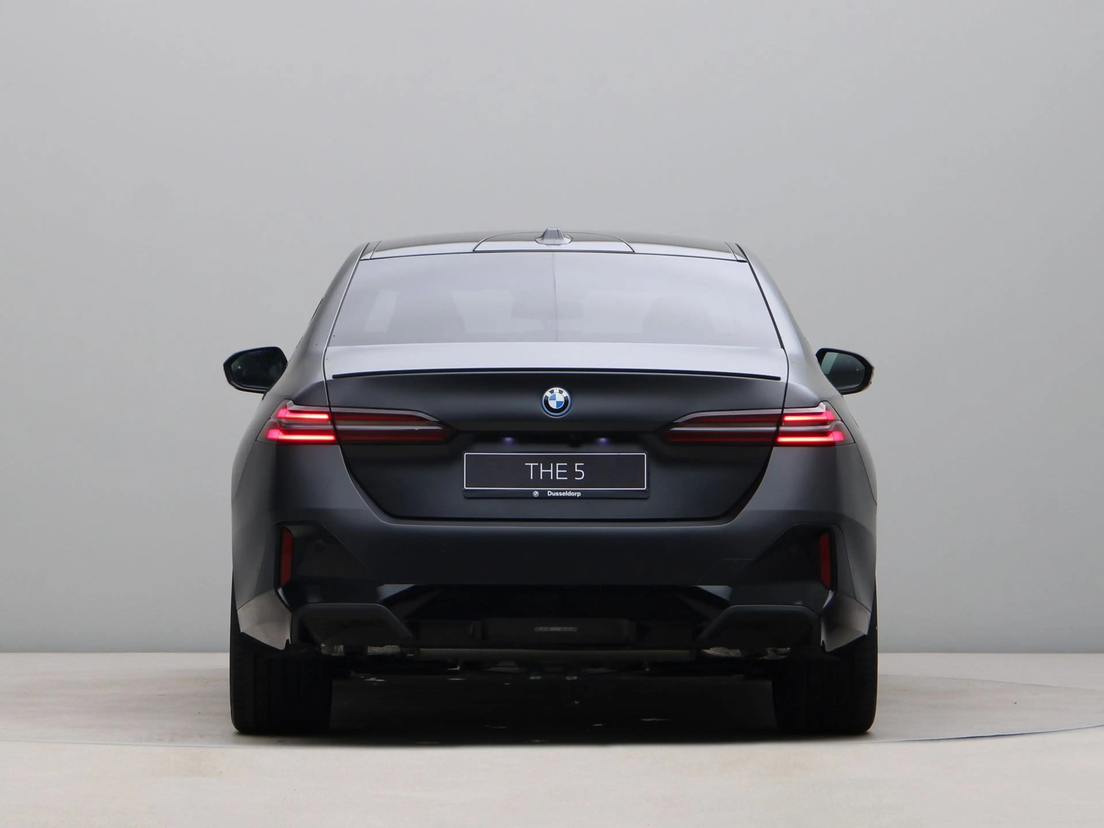 BMW 550 5 serie 550e xDrive — photo 10