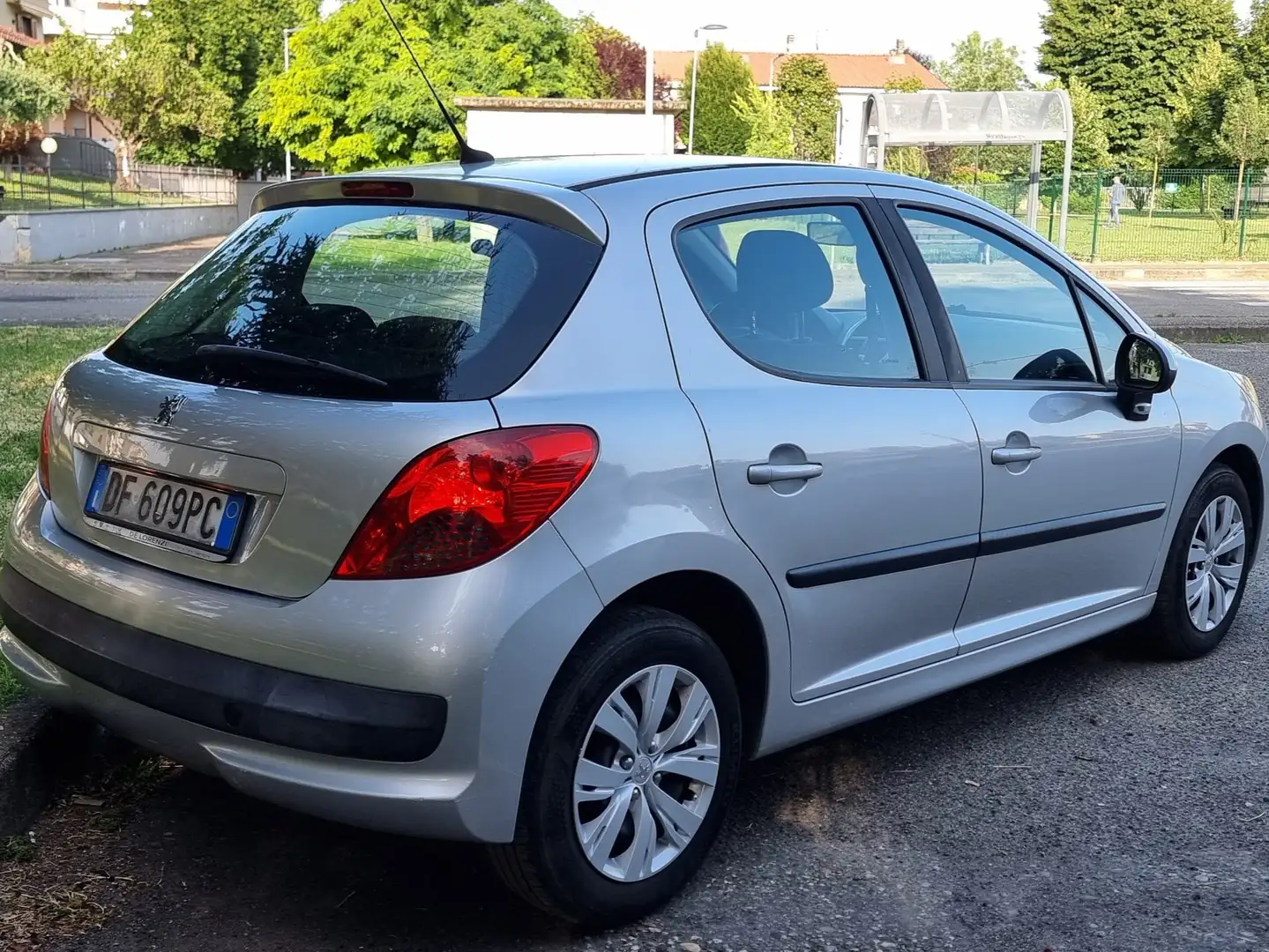 Peugeot 207 207 5p 1.4 16v X-Line Grigio - 1