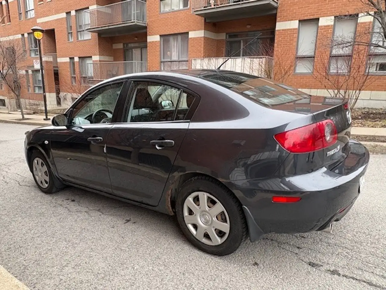 Mazda 3 снимка Mazda 3