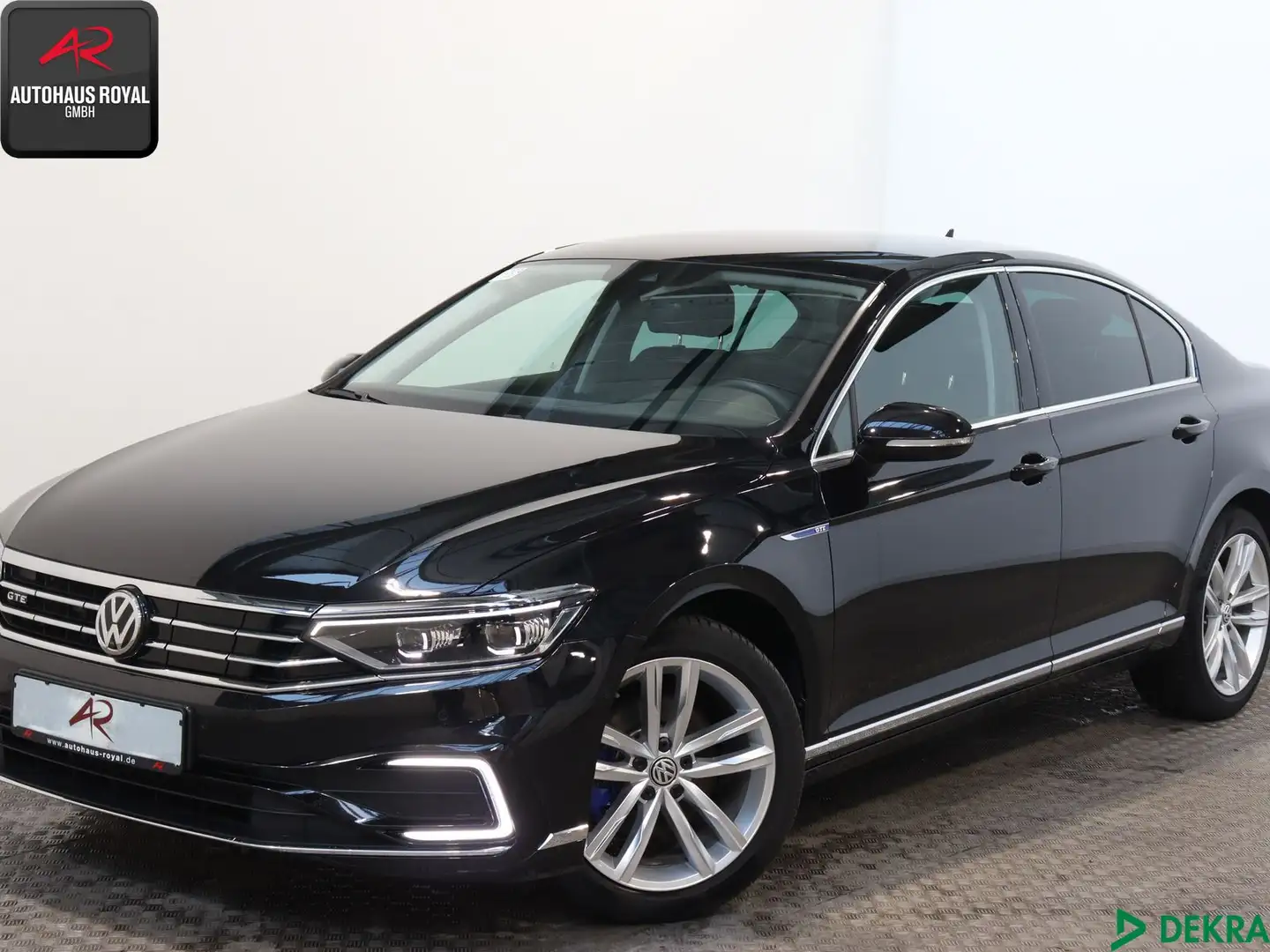 Volkswagen Passat Passat 1.4 TSI GTE MATRIX,360GRAD,MEMORY,KEYLESS Schwarz - 1
