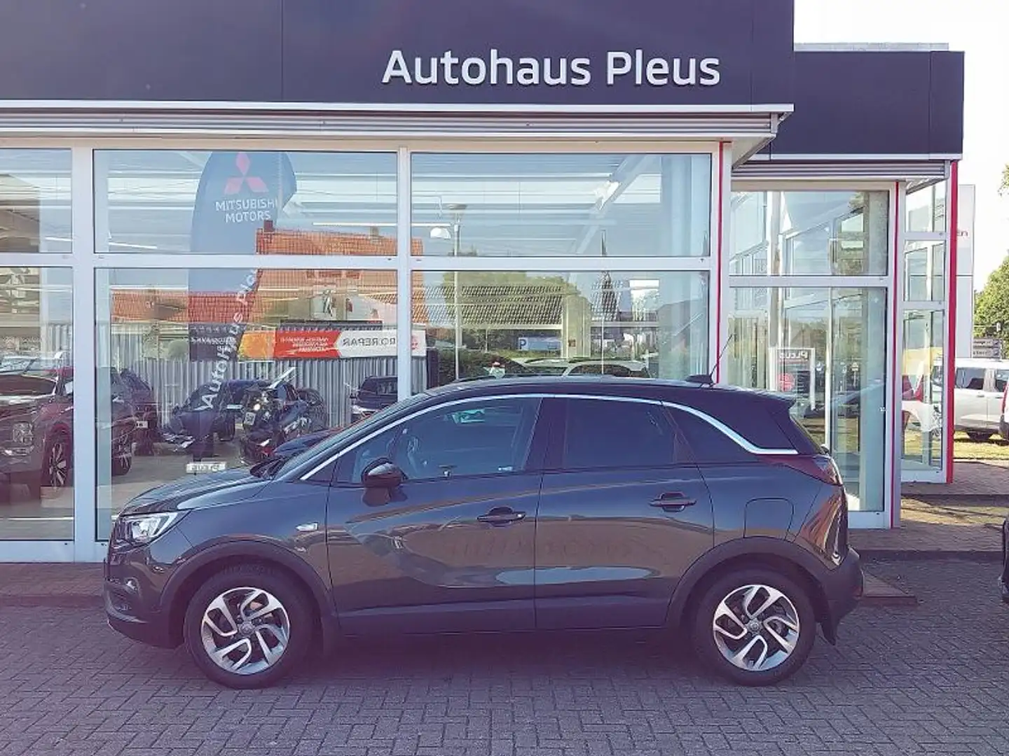 Opel Crossland X 1.2 Innovation, Allwetter, AHK abn. Grau - 1