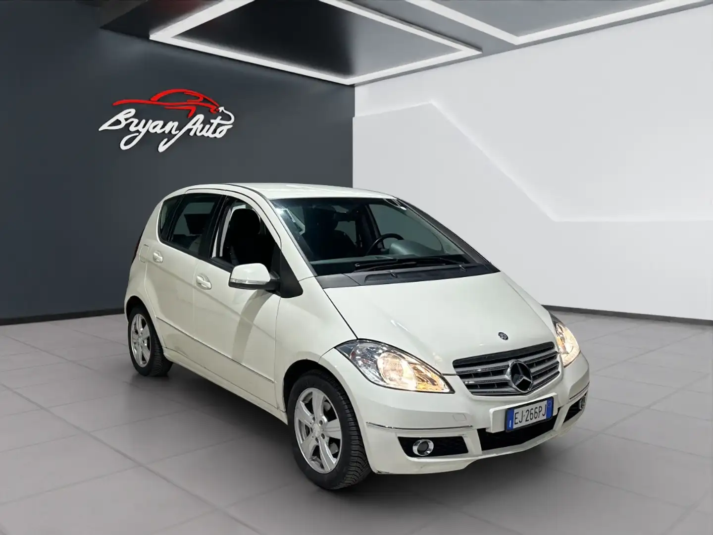 Mercedes-Benz A 180 cdi Premium - 2