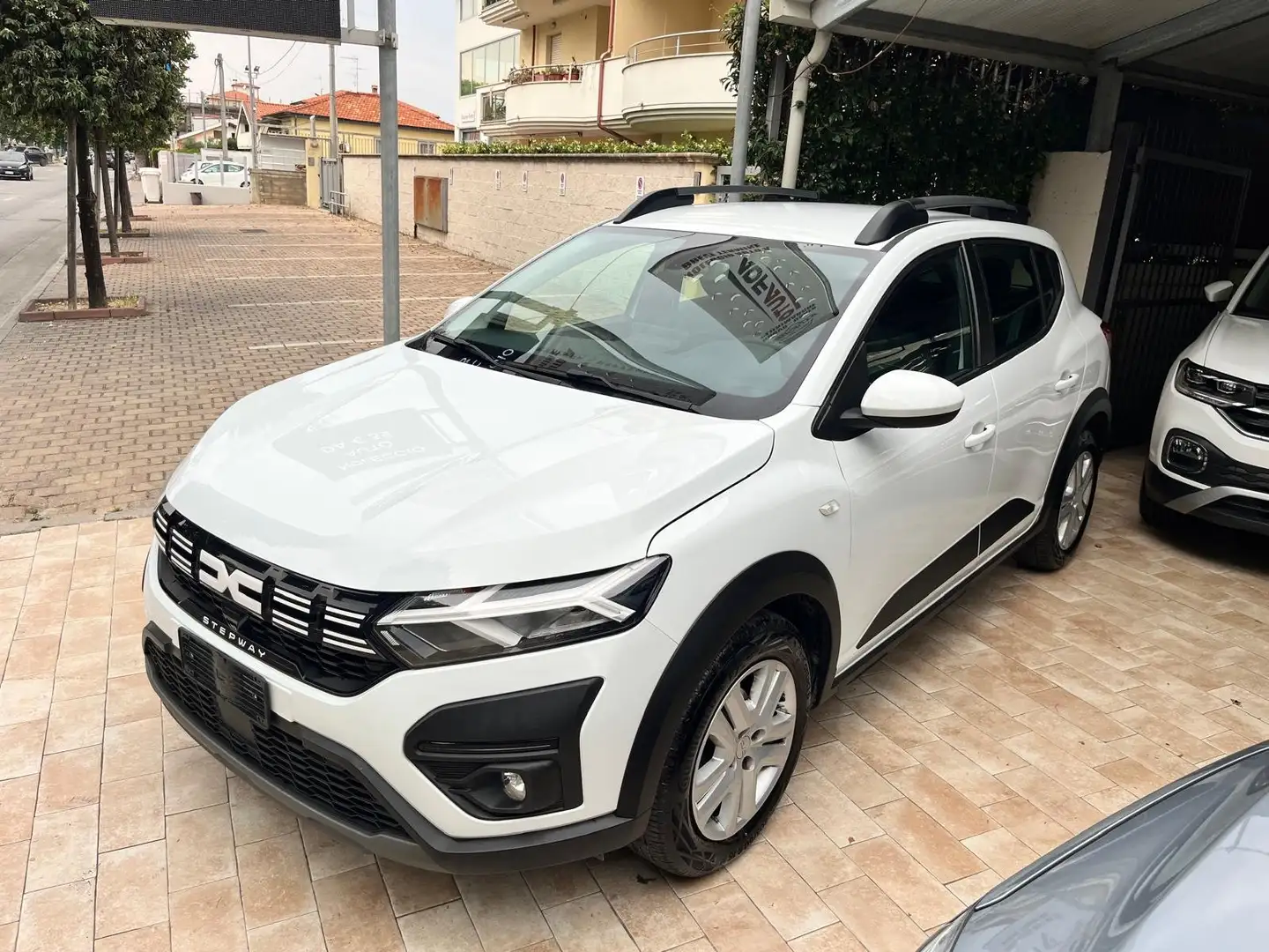 Dacia Sandero Sandero Stepway 1.0 tce Expression Eco-g 100cv Bianco - 2