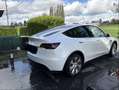 Tesla Model Y Standard propulsion 300ch + pilote amélioré - thumbnail 3