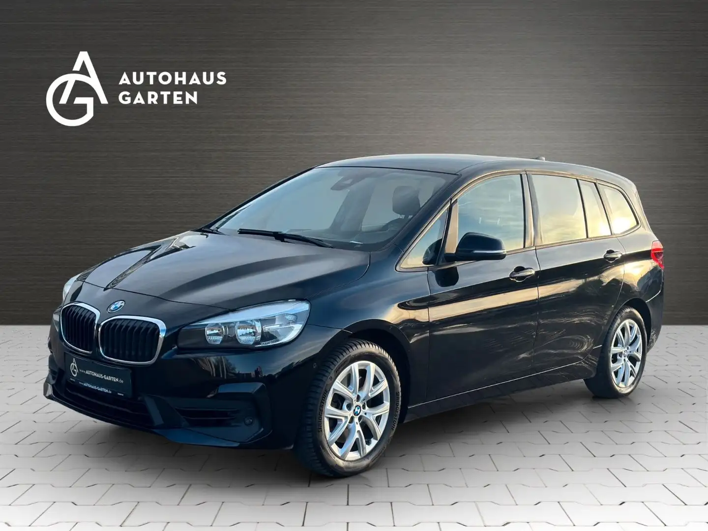 BMW 218 d Gran Tourer SHZ PDC AHK Klima 2.Hd Schwarz - 1
