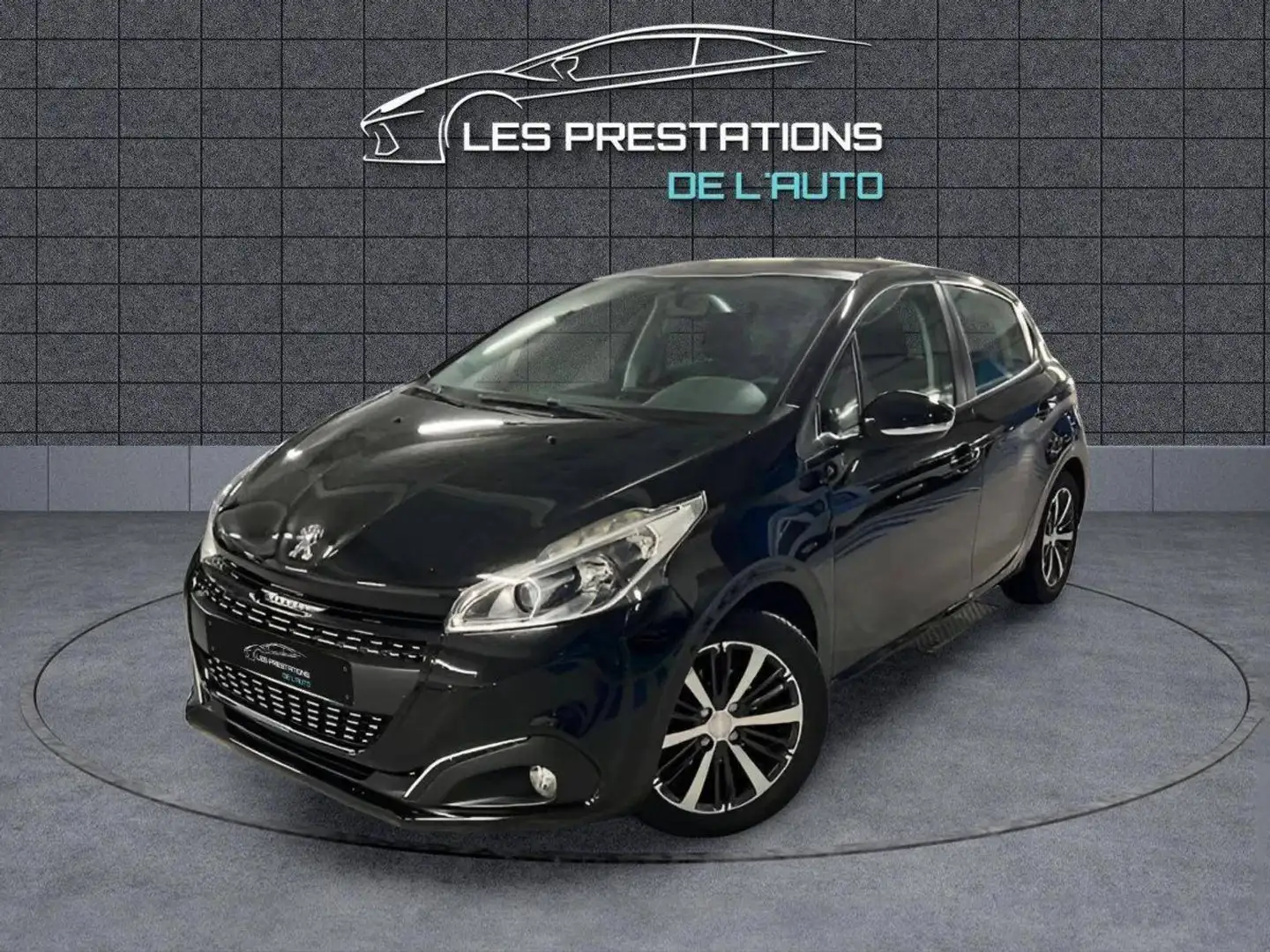 Peugeot 208 1.2 PureTech 82ch Active 5p Schwarz - 1