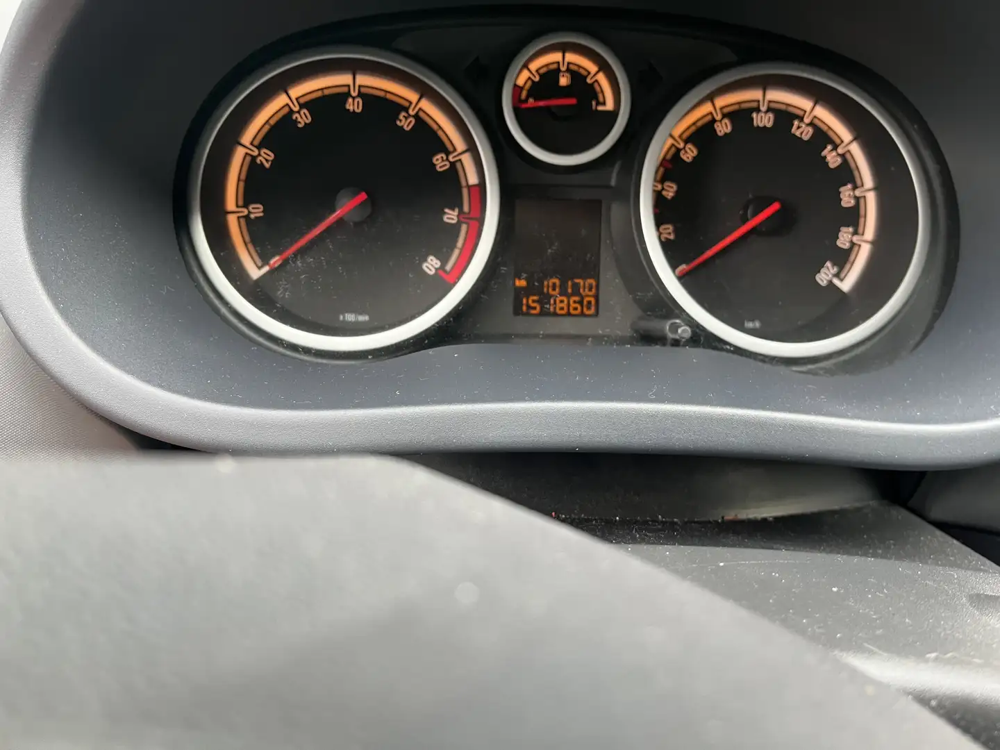 Opel Corsa CATCH ME - 2