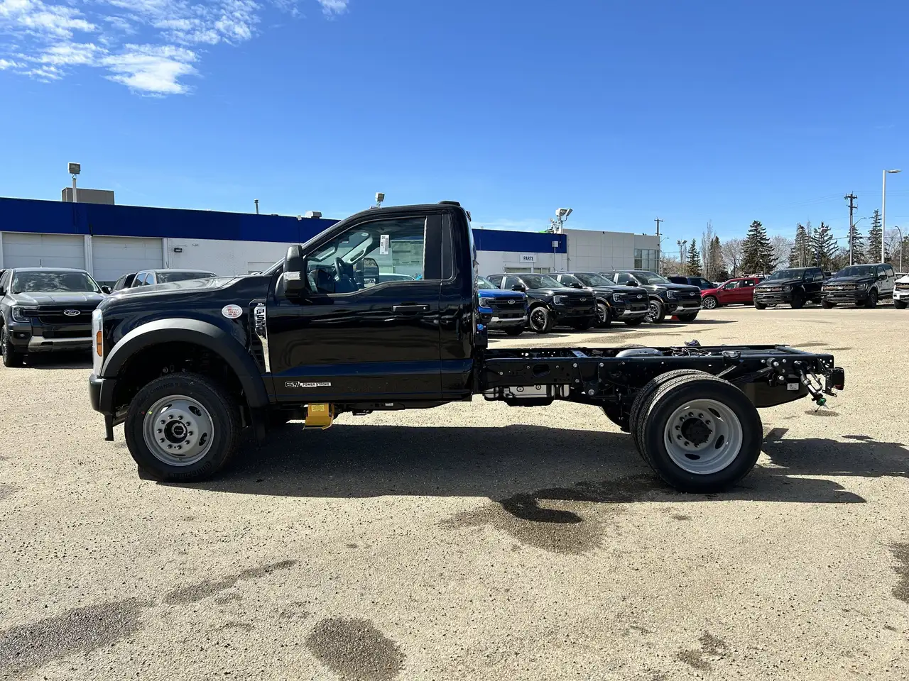 Ford F-550 Super Duty снимка Ford F-550 Super Duty