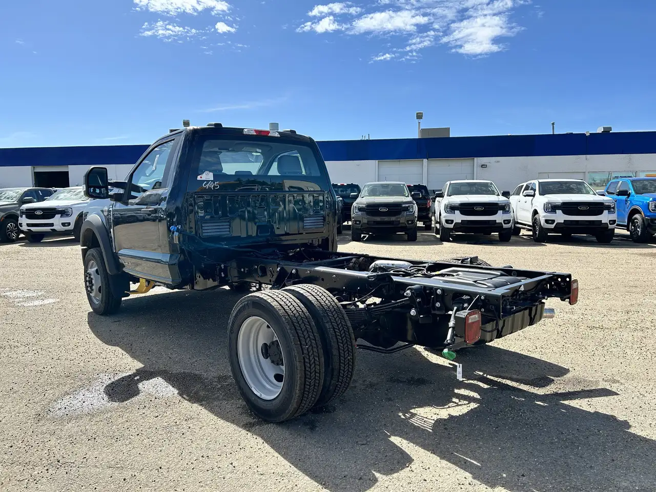 Ford F-550 Super Duty снимка Ford F-550 Super Duty