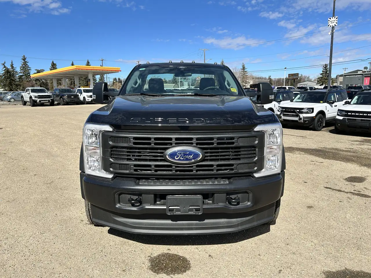 Ford F-550 Super Duty снимка Ford F-550 Super Duty