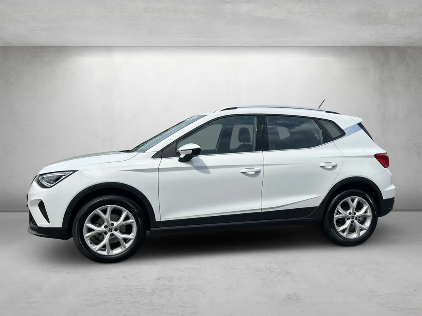 SEAT Arona 1.0 TSI DSG FR *Navi*LED* Weiß - 2