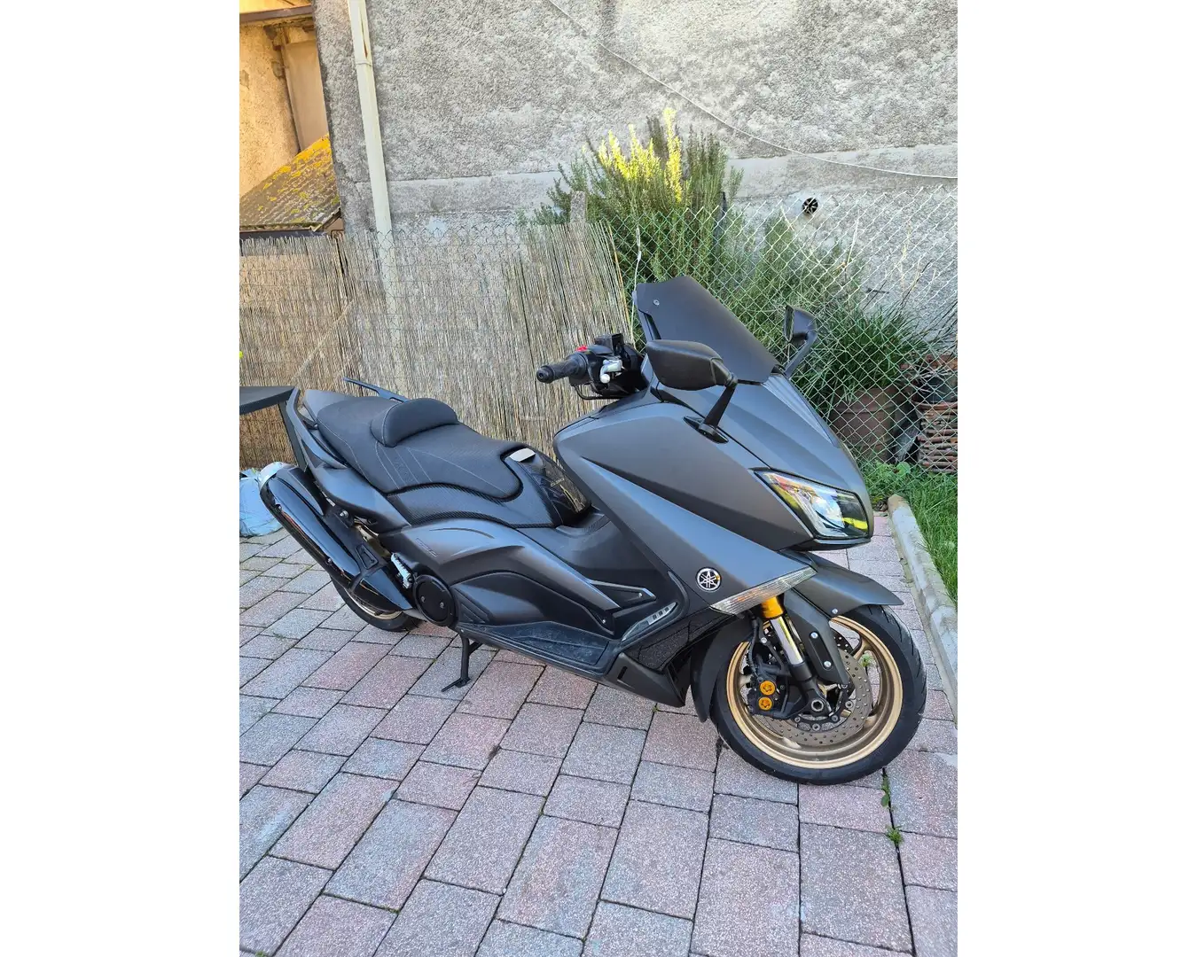 Yamaha TMAX 530 Iron Max Noir - 1