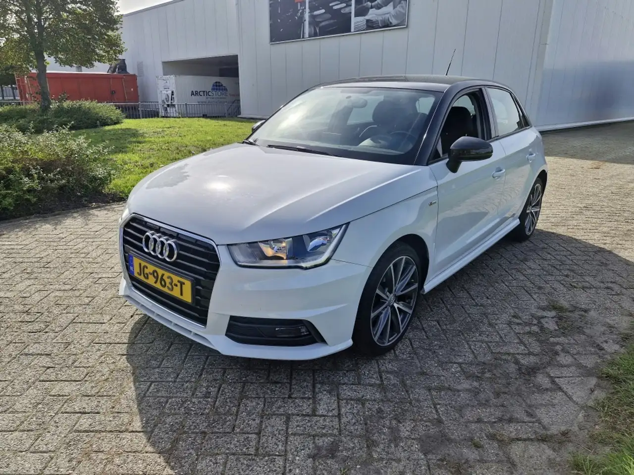 Audi A1