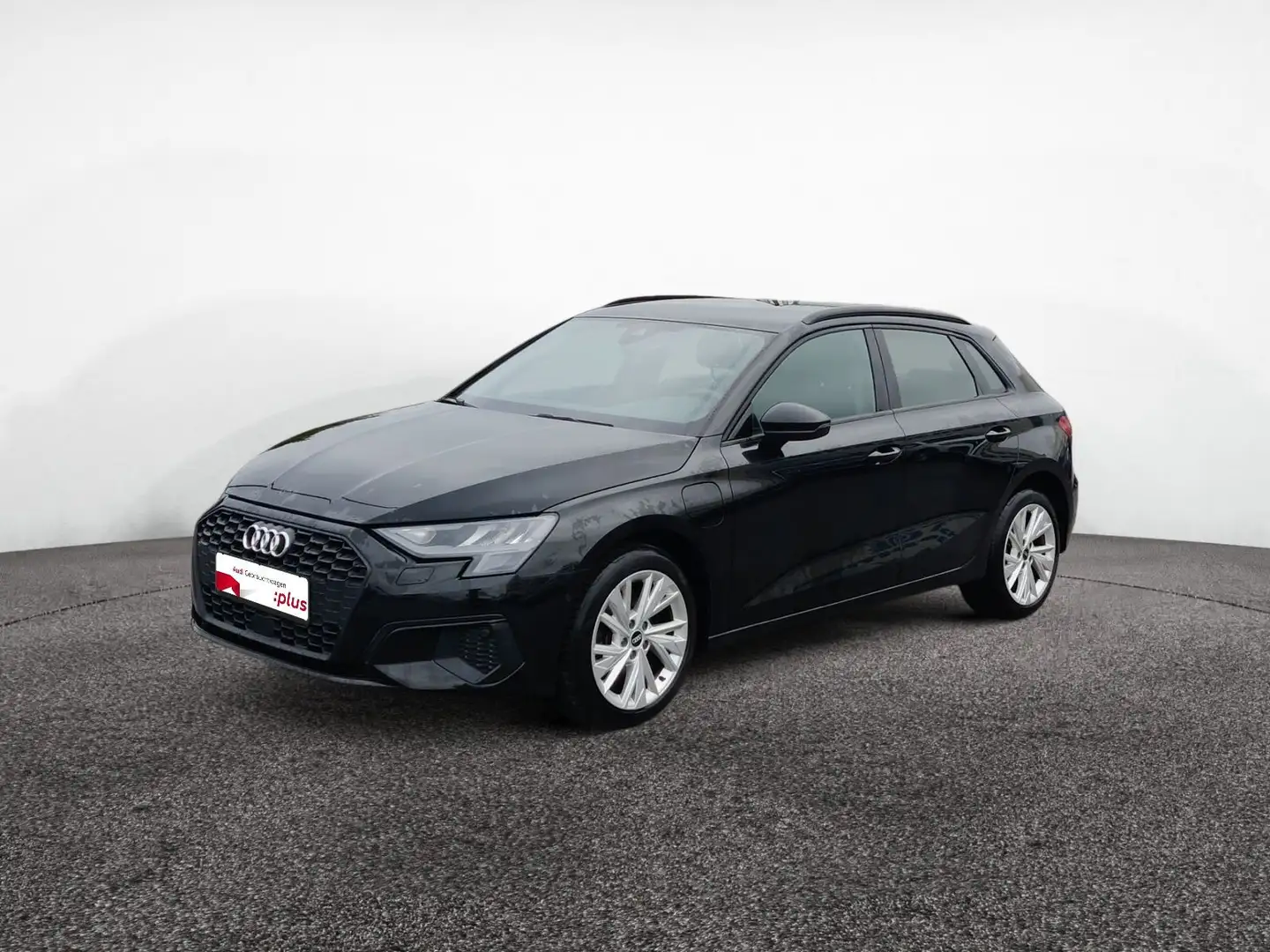 Audi A3 40 TFSIe Schwarz - 2