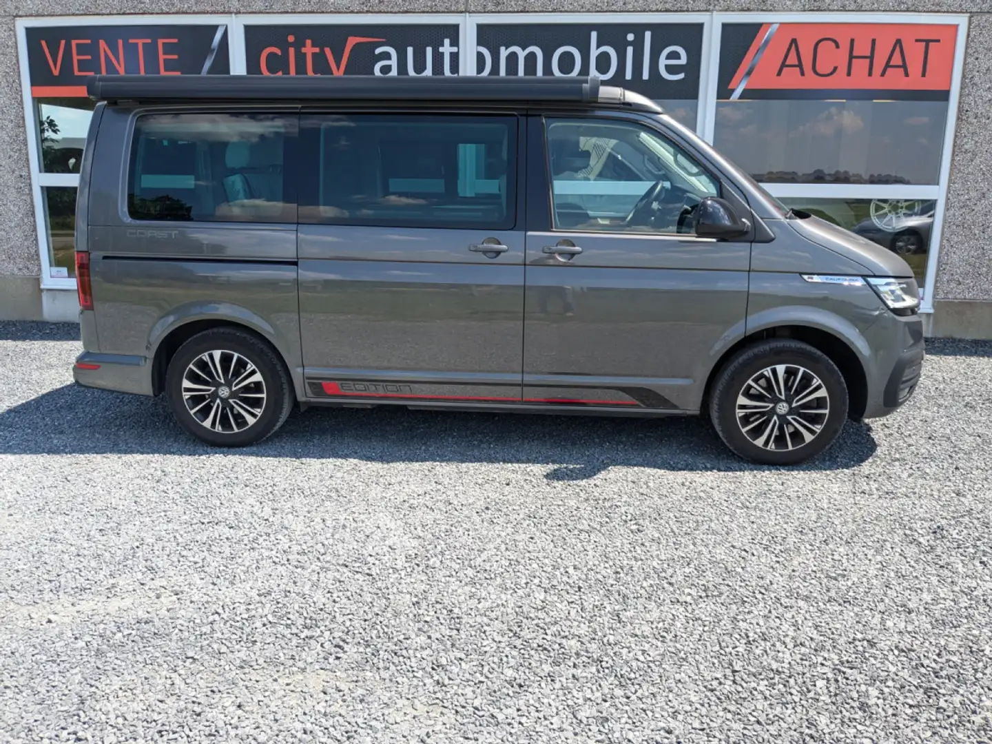 Volkswagen T6.1 California 2.0 TDI DSG 4MOTION CARPLAY DOUCHE CUISINE 2 COUCH Grijs - 2
