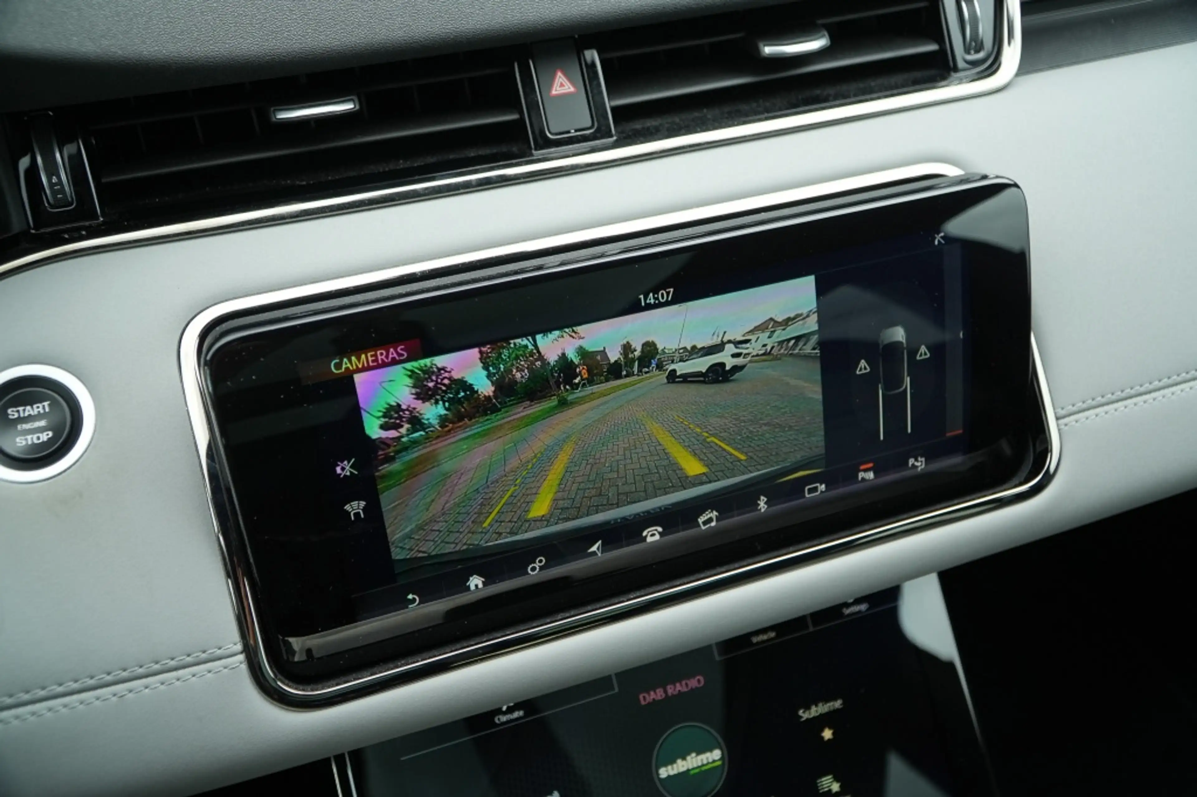 Land Rover Range Rover Evoque 1.5 P300e AWD R-Dynamic S I Pano I ACC I Black Pac — photo 18