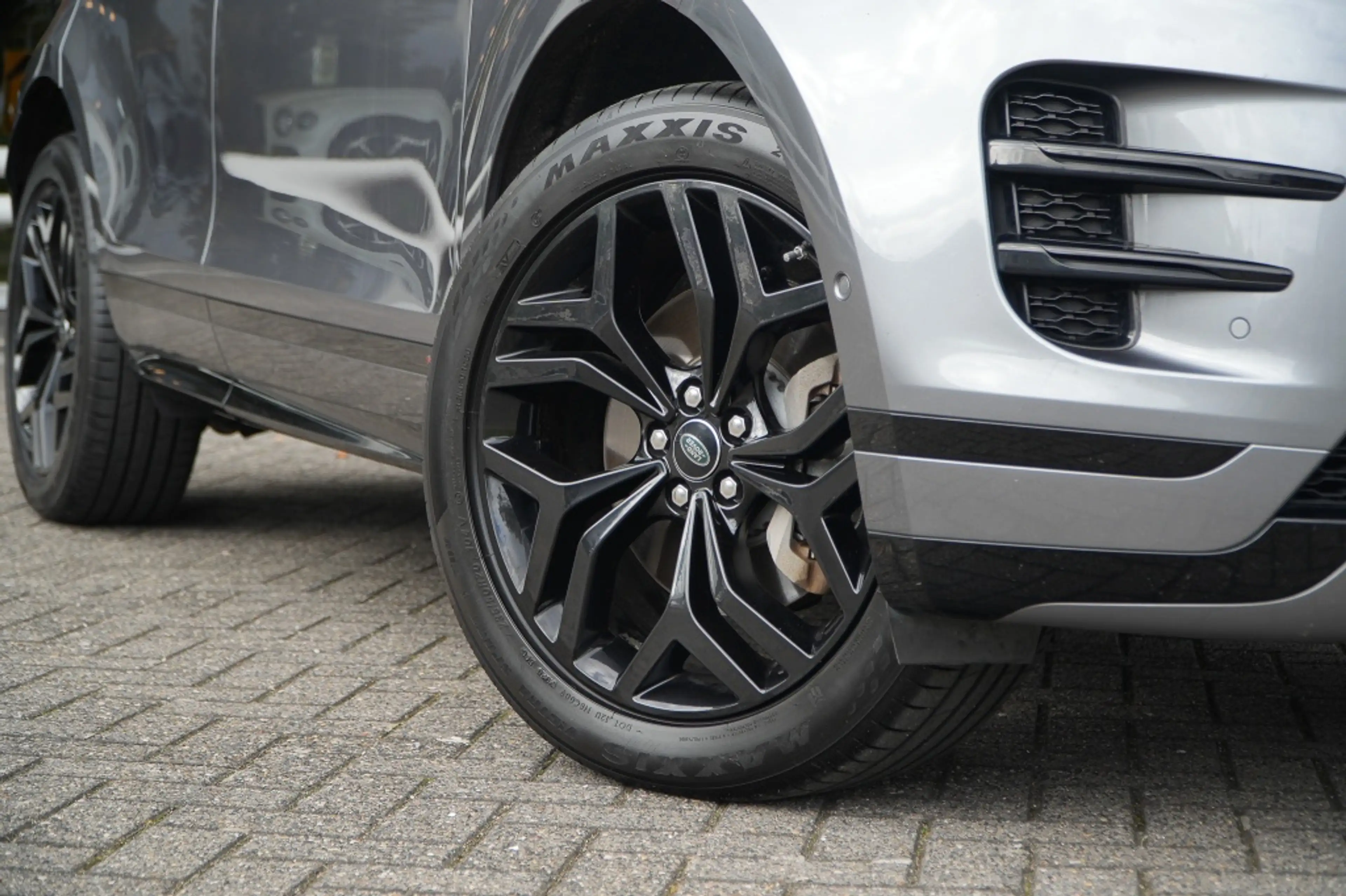 Land Rover Range Rover Evoque 1.5 P300e AWD R-Dynamic S I Pano I ACC I Black Pac — photo 4