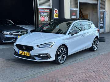 1.4 TSI eHybrid PHEV FR Virtual Pano Sfeerverlicht