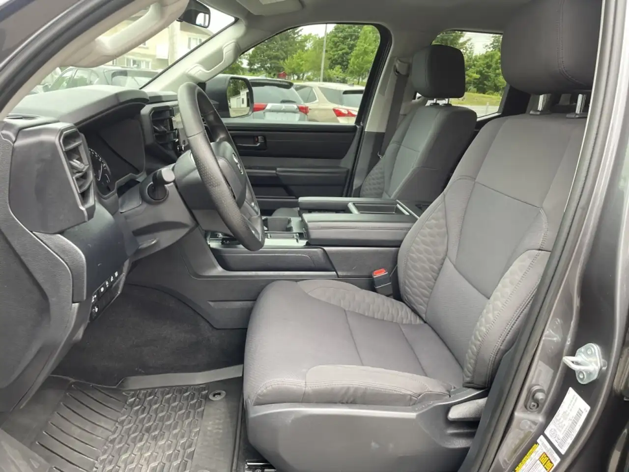 Toyota Tundra снимка Toyota Tundra