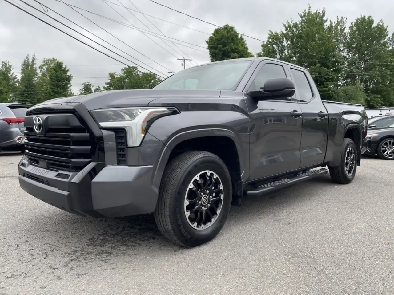 Toyota Tundra снимка Toyota Tundra